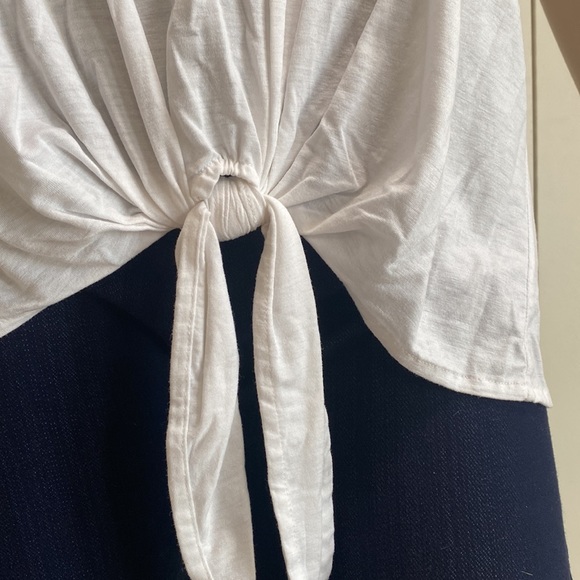 Ann Taylor Womens Large White Tank With Tie. Collar and cute buttons. Sheer - Picture 5 of 12